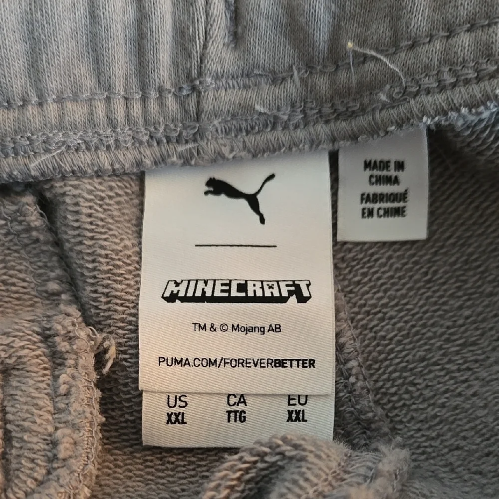 PUMA Men's Gray Sweatpants‎